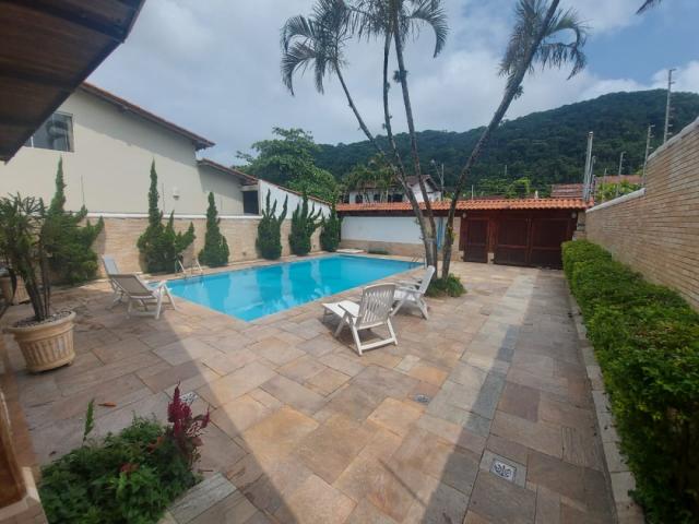 Casa para Venda em Guarujá - 5