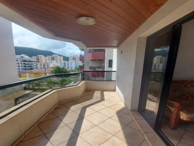 Apartamento para Venda em Guarujá - 4
