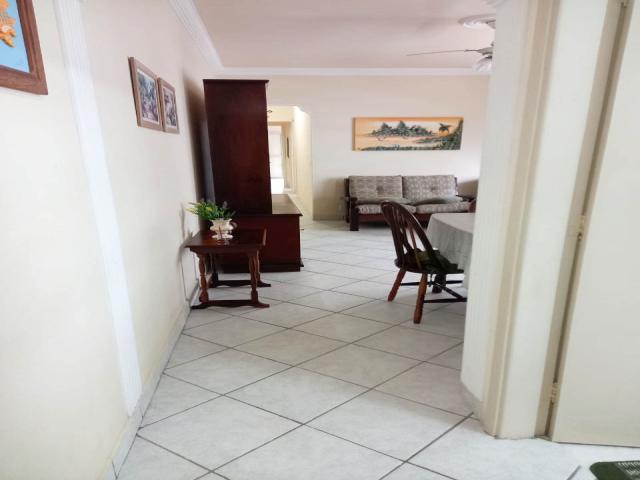 Apartamento para Venda em Guarujá - 4