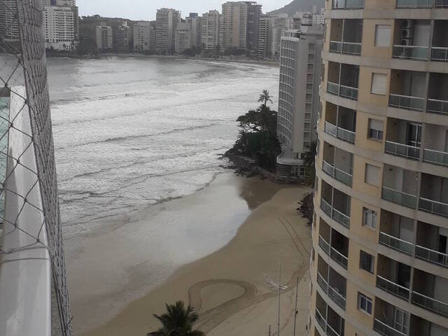 Apartamento para Venda em Guarujá - 4