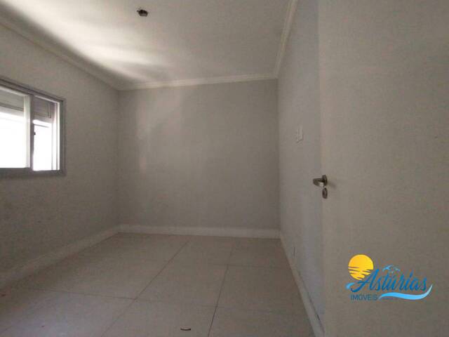 Apartamento para Venda em Guarujá - 2