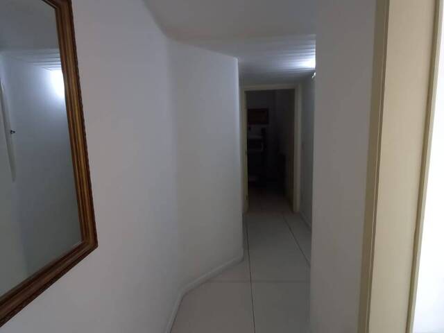 Apartamento para Venda em Guarujá - 4