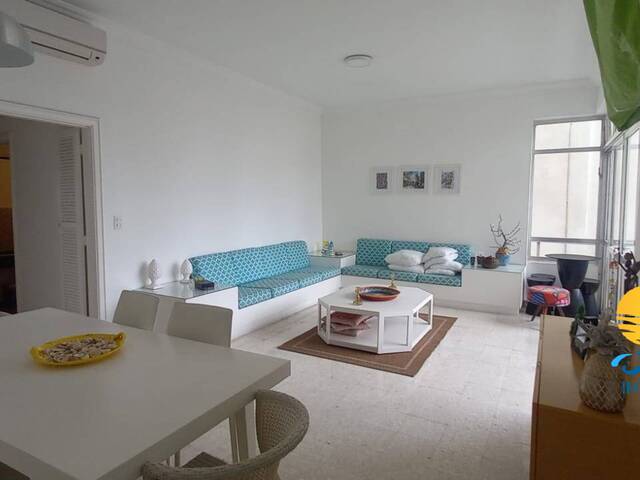 Apartamento para Venda em Guarujá - 3
