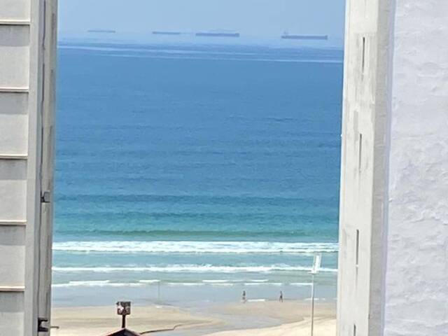 Apartamento para Venda em Guarujá - 3