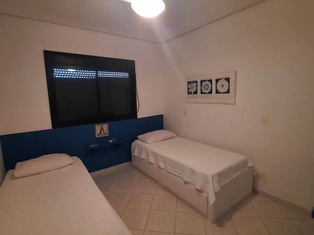 Apartamento para Venda em Guarujá - 4