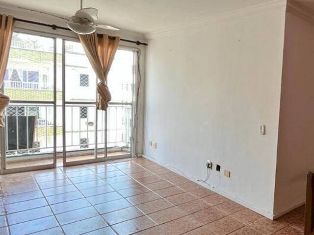 Apartamento para Locação em Guarujá - 2