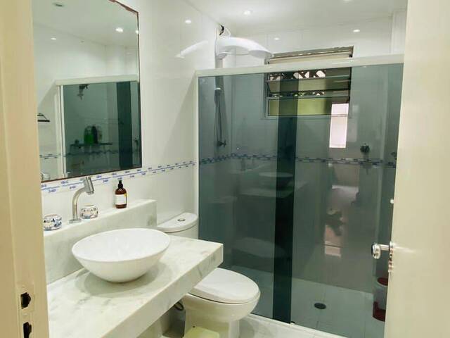 Apartamento para Venda em Guarujá - 5