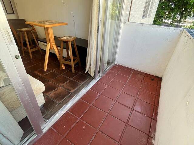 Apartamento para Venda em Guarujá - 4