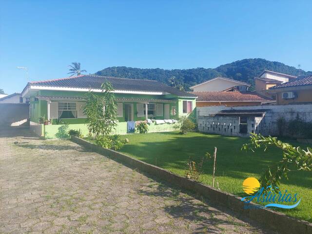 #T21598 - Casa para Venda em Guarujá - SP