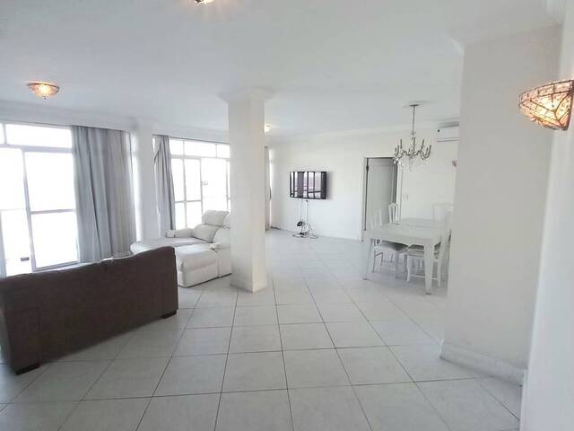Apartamento para Venda em Guarujá - 3