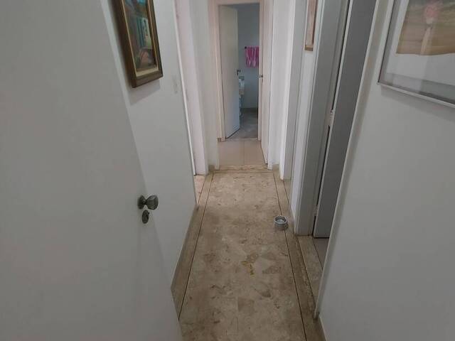 Apartamento para Venda em Guarujá - 4