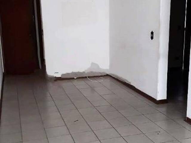 Apartamento para Venda em Guarujá - 3