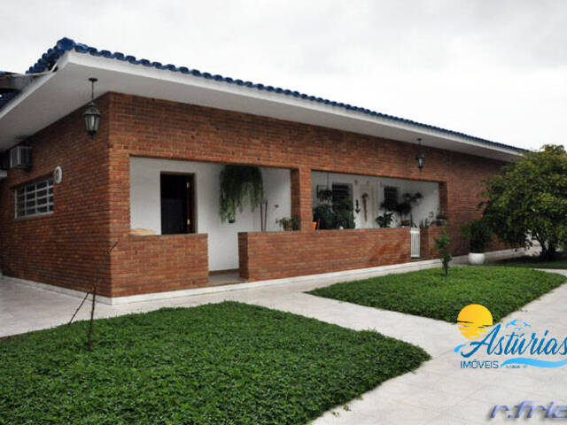 #E21756 - Casa para Venda em Guarujá - SP