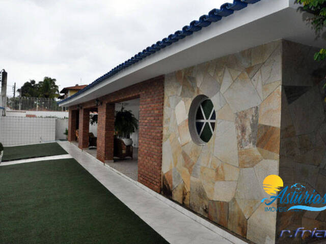 #E21756 - Casa para Venda em Guarujá - SP