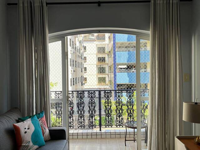 Apartamento para Venda em Guarujá - 2