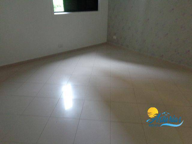 Apartamento para Venda em Guarujá - 4
