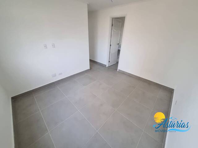 Apartamento para Venda em Guarujá - 4
