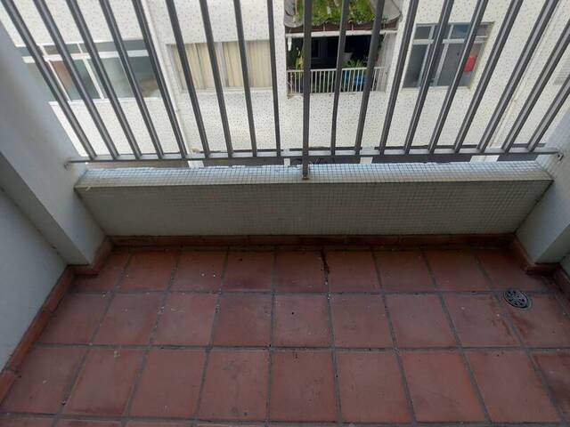 Apartamento para Venda em Guarujá - 4