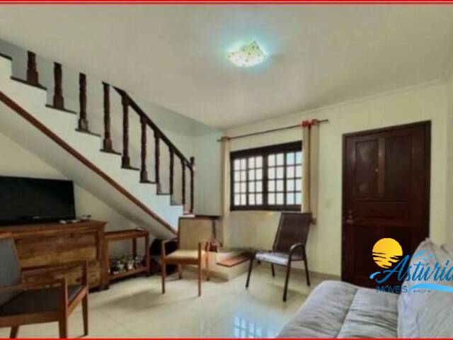 #A21851 - Sobrado para Venda em Guarujá - SP