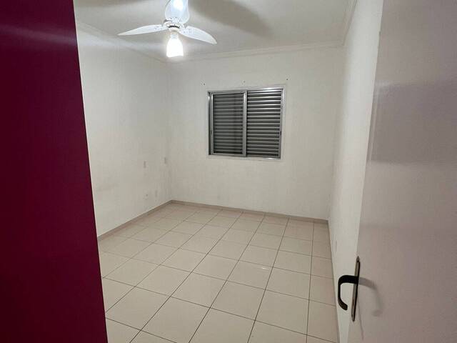 Apartamento para Venda em Guarujá - 4