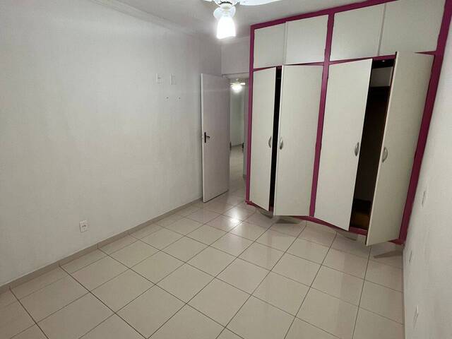 Apartamento para Venda em Guarujá - 5