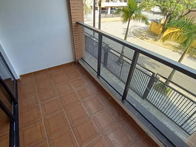 Apartamento para Venda em Guarujá - 4