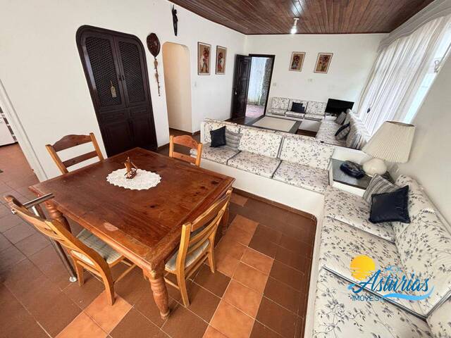 #A21973 - Casa para Venda em Guarujá - SP