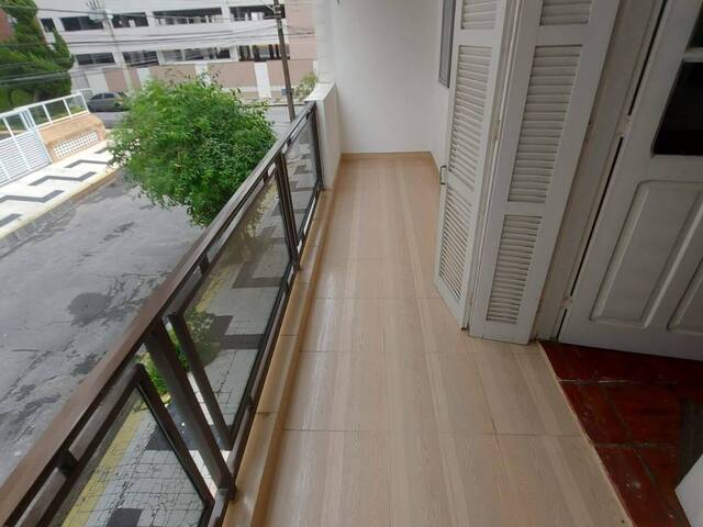 Apartamento para Venda em Guarujá - 5