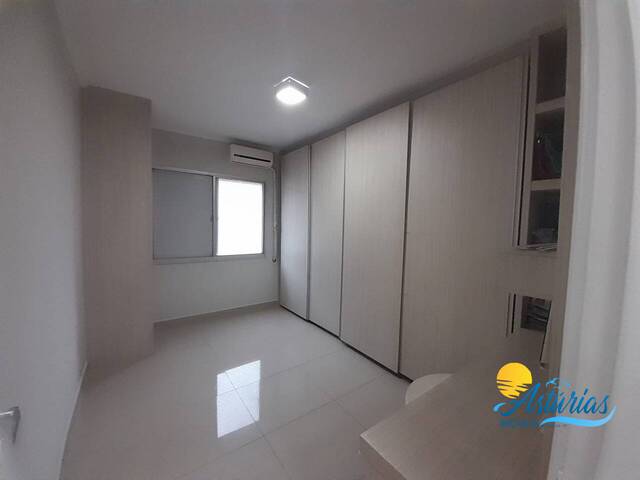 Apartamento para Venda em Guarujá - 5