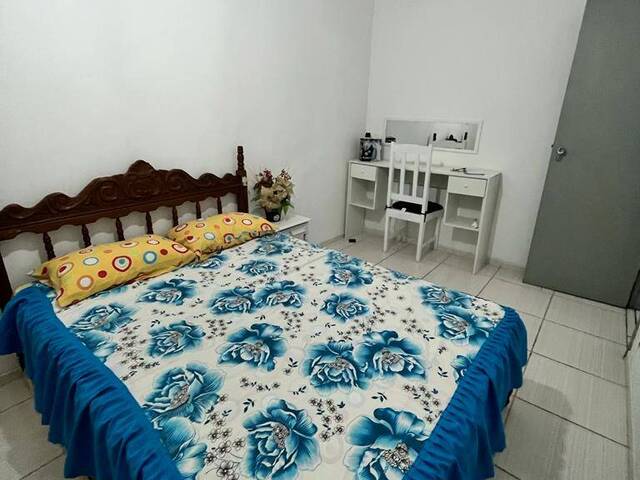 Apartamento para Venda em Guarujá - 4