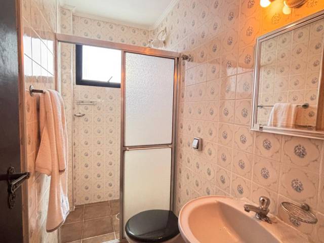 Apartamento para Venda em Guarujá - 5