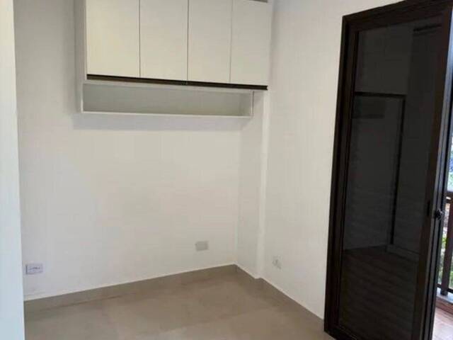 Apartamento para Venda em Guarujá - 4