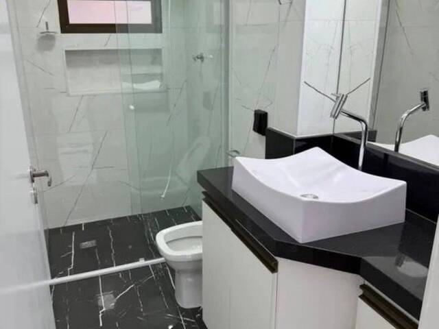 #E22175 - Apartamento para Venda em Guarujá - SP