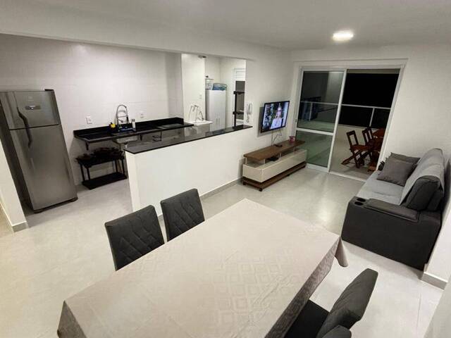 Apartamento para Venda em Guarujá - 3