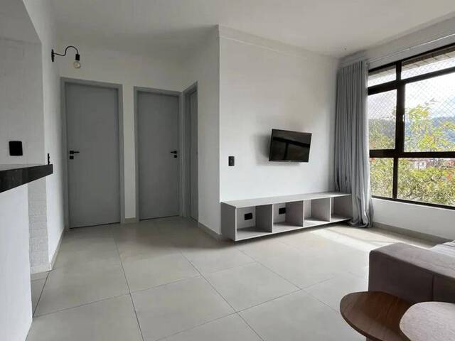 Apartamento para Venda em Guarujá - 4